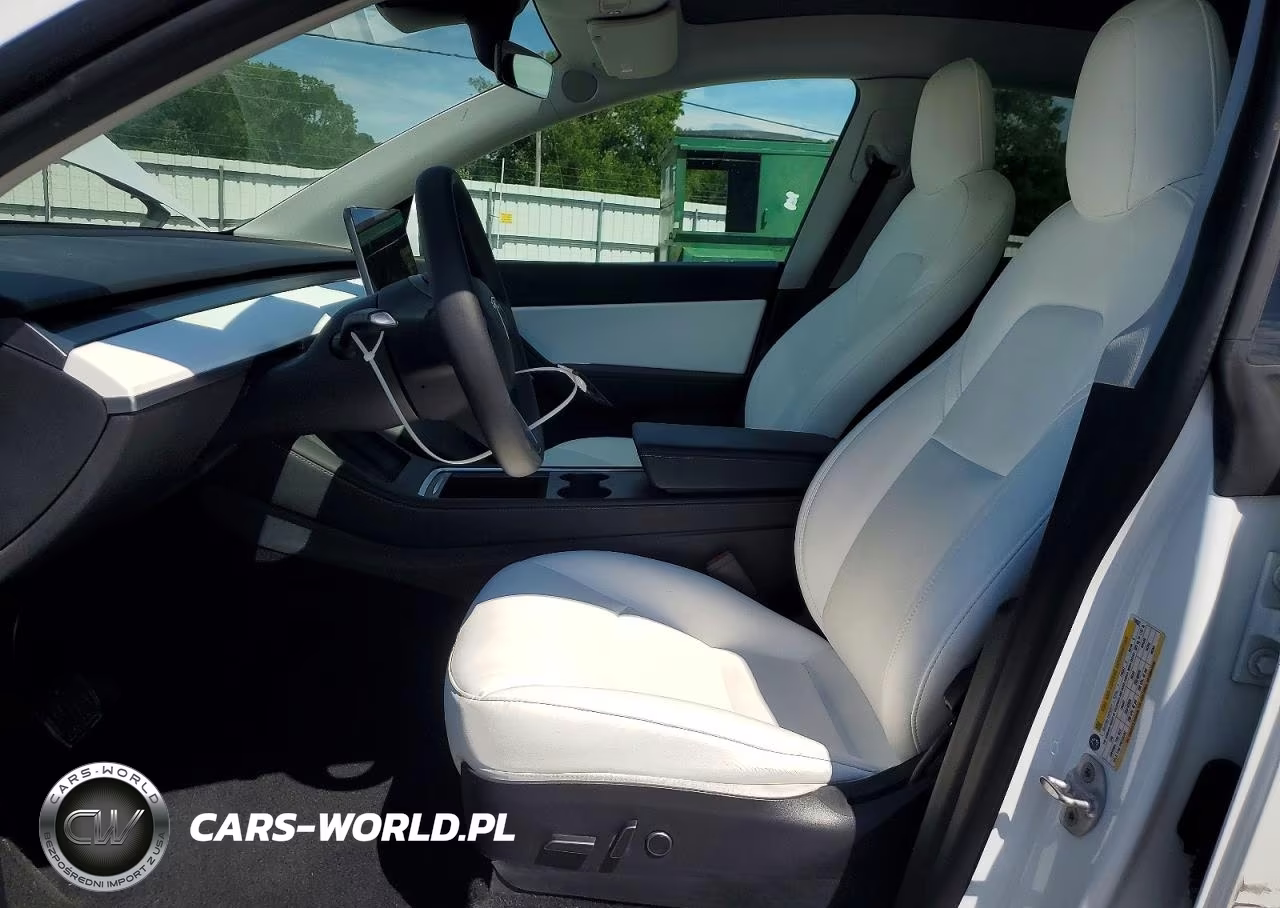 2021 Tesla Model Y VIN:5YJYGAEEXMF298637 - 7