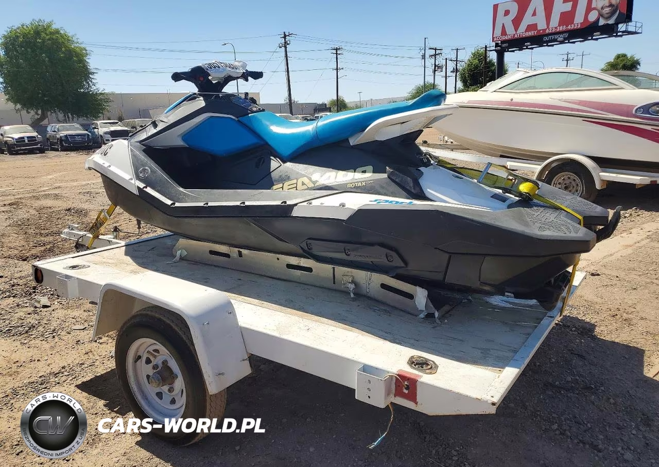 2020 Sea-Doo Spark 3 Up Jetski VIN:YDV46085B020 - 3