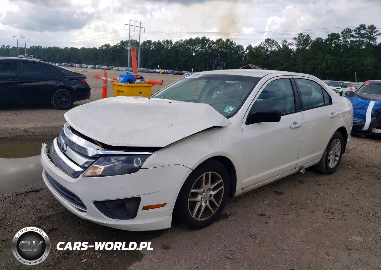 2012 Ford Fusion S