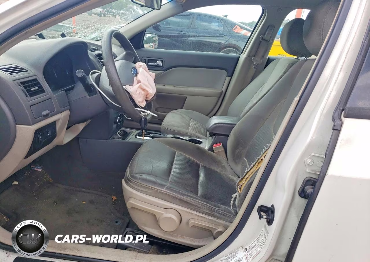 2012 Ford Fusion S VIN:3FAHP0GA0CR225851 - 7