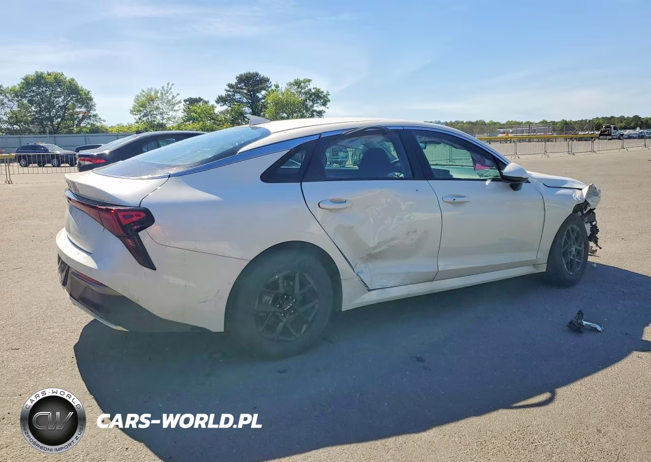 2026 Kia K5 Lxs VIN:KNAG24J73T5445431 - 3