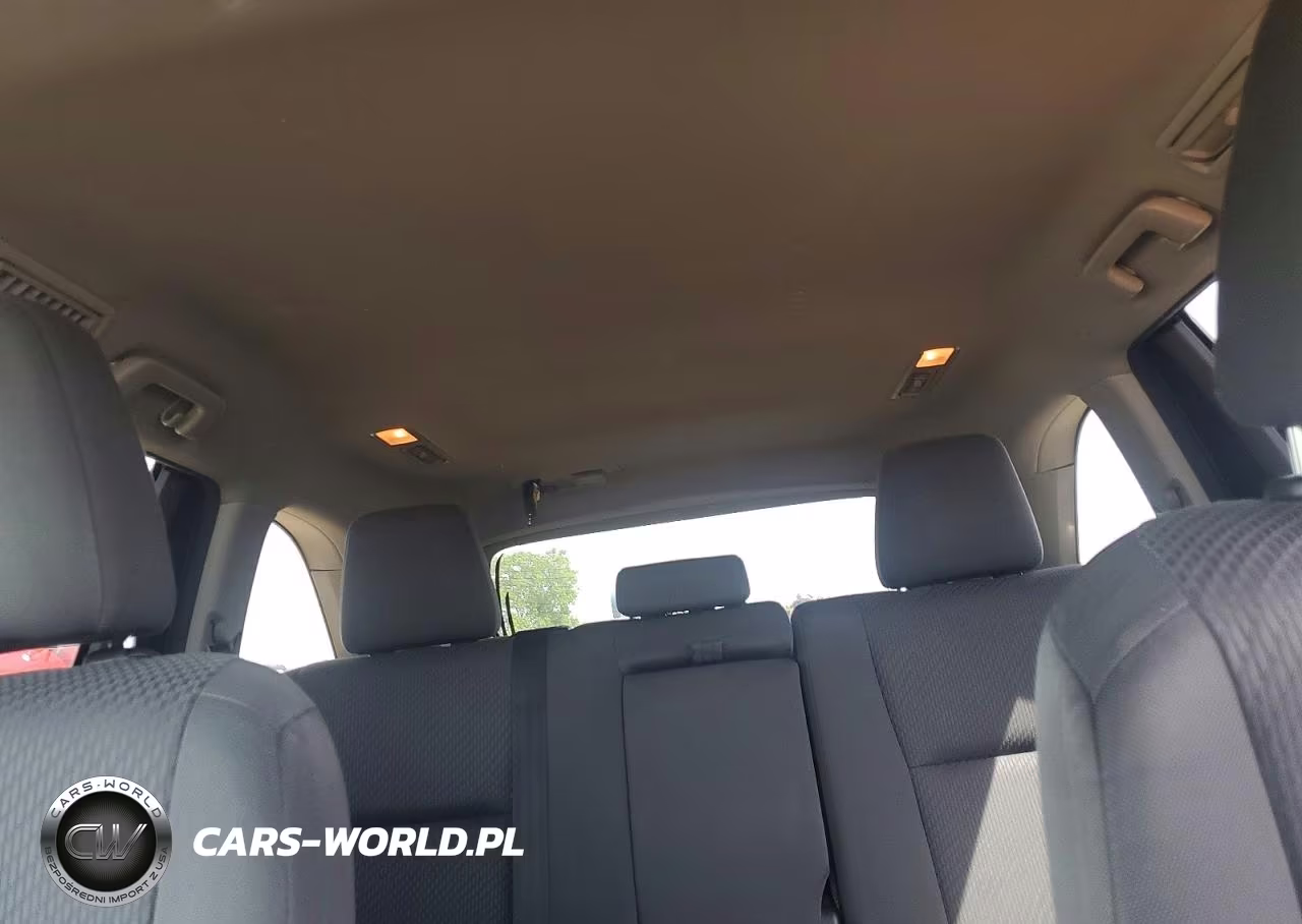2015 Toyota Highlander Le VIN:5TDBKRFH7FS219256 - 10