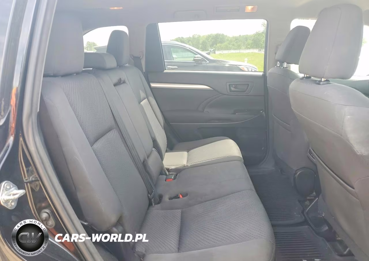 2015 Toyota Highlander Le VIN:5TDBKRFH7FS219256 - 11