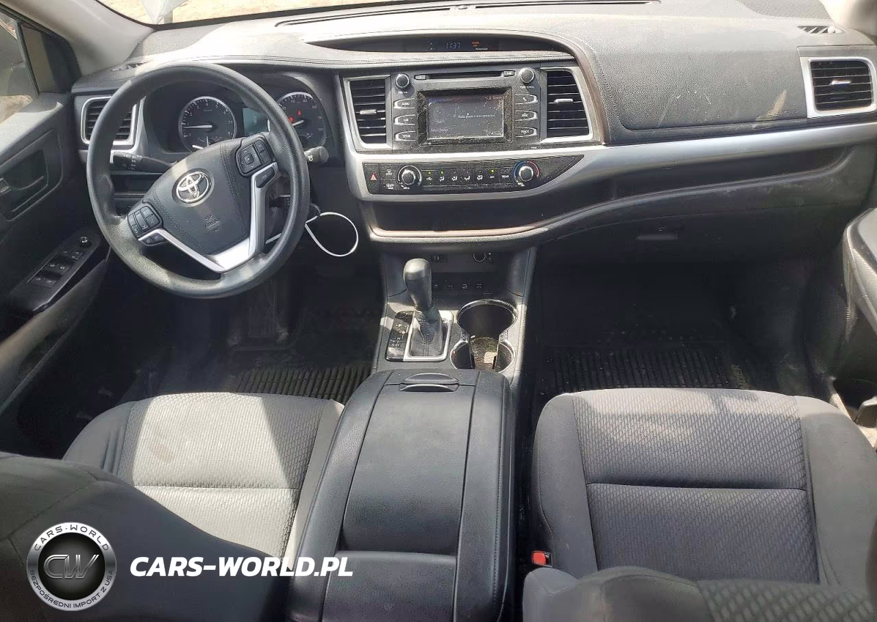 2015 Toyota Highlander Le VIN:5TDBKRFH7FS219256 - 8