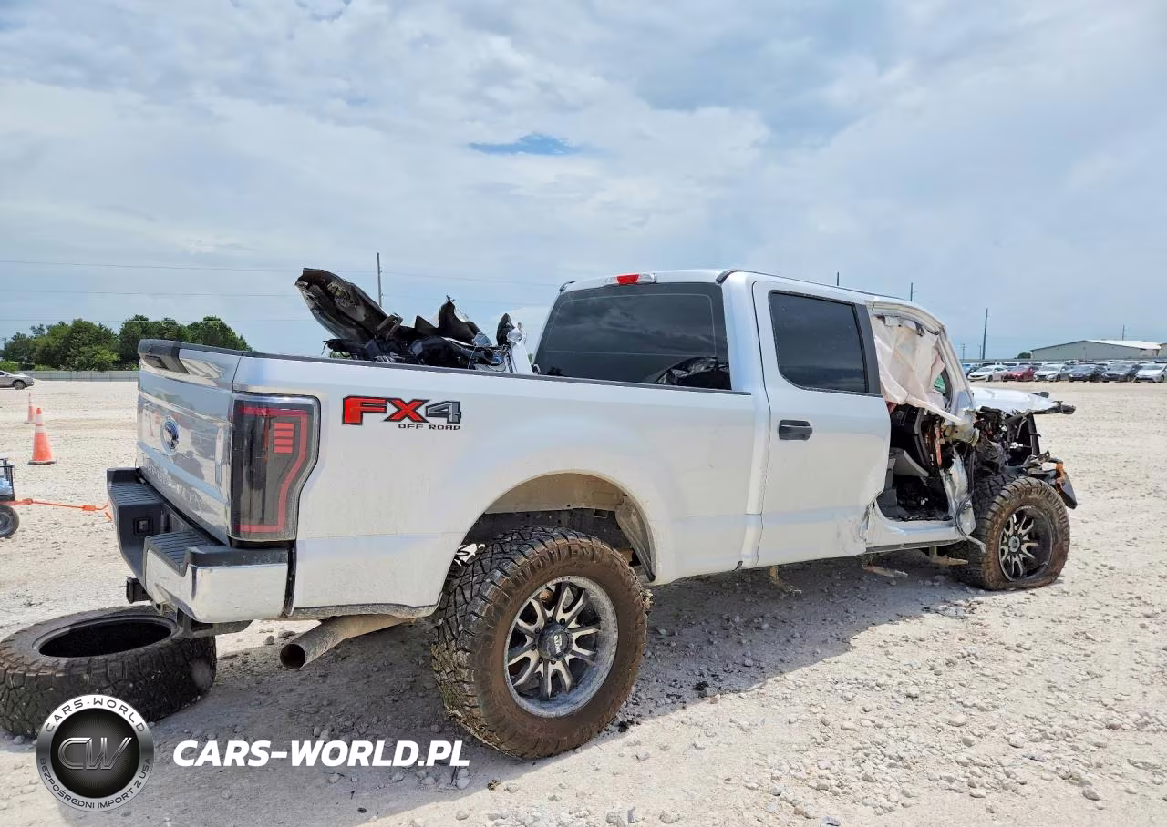 2018 Ford F250 Super Duty VIN:1FT7W2B61JEB19237 - 3