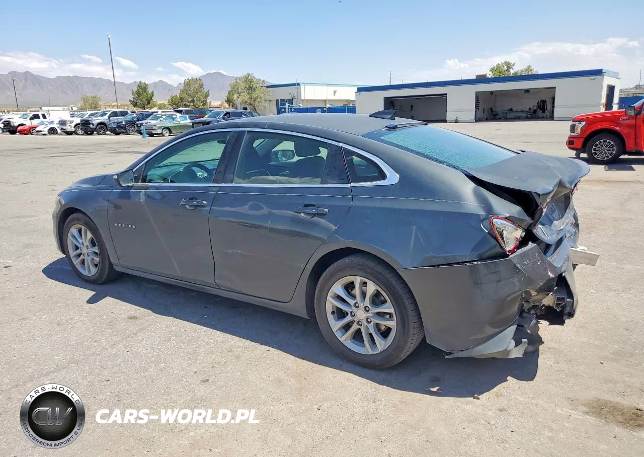 2017 Chevrolet Malibu Lt VIN:1G1ZE5ST2HF111132 - 2