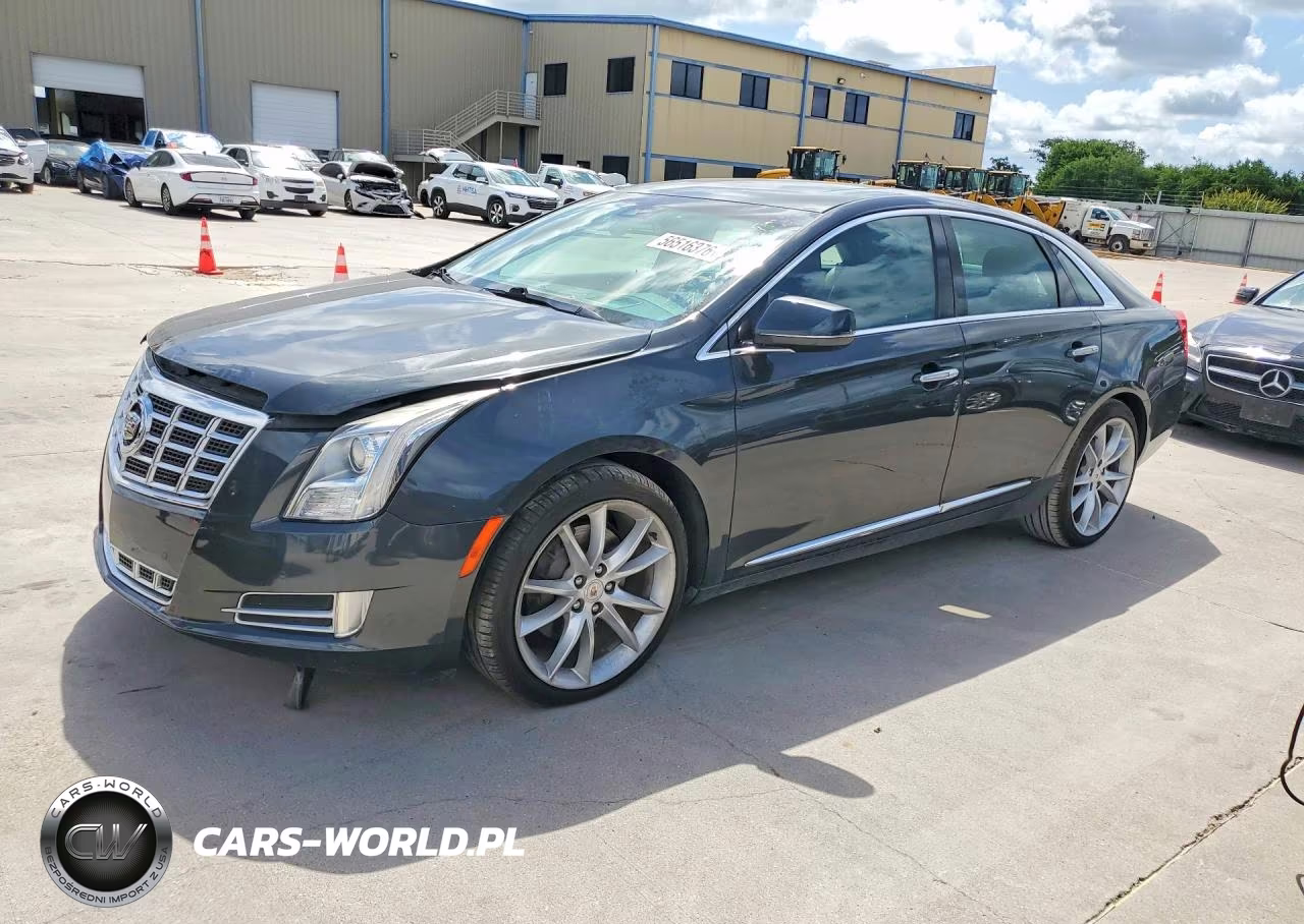 CADILLAC XTS – zdjęcie 1 z 12