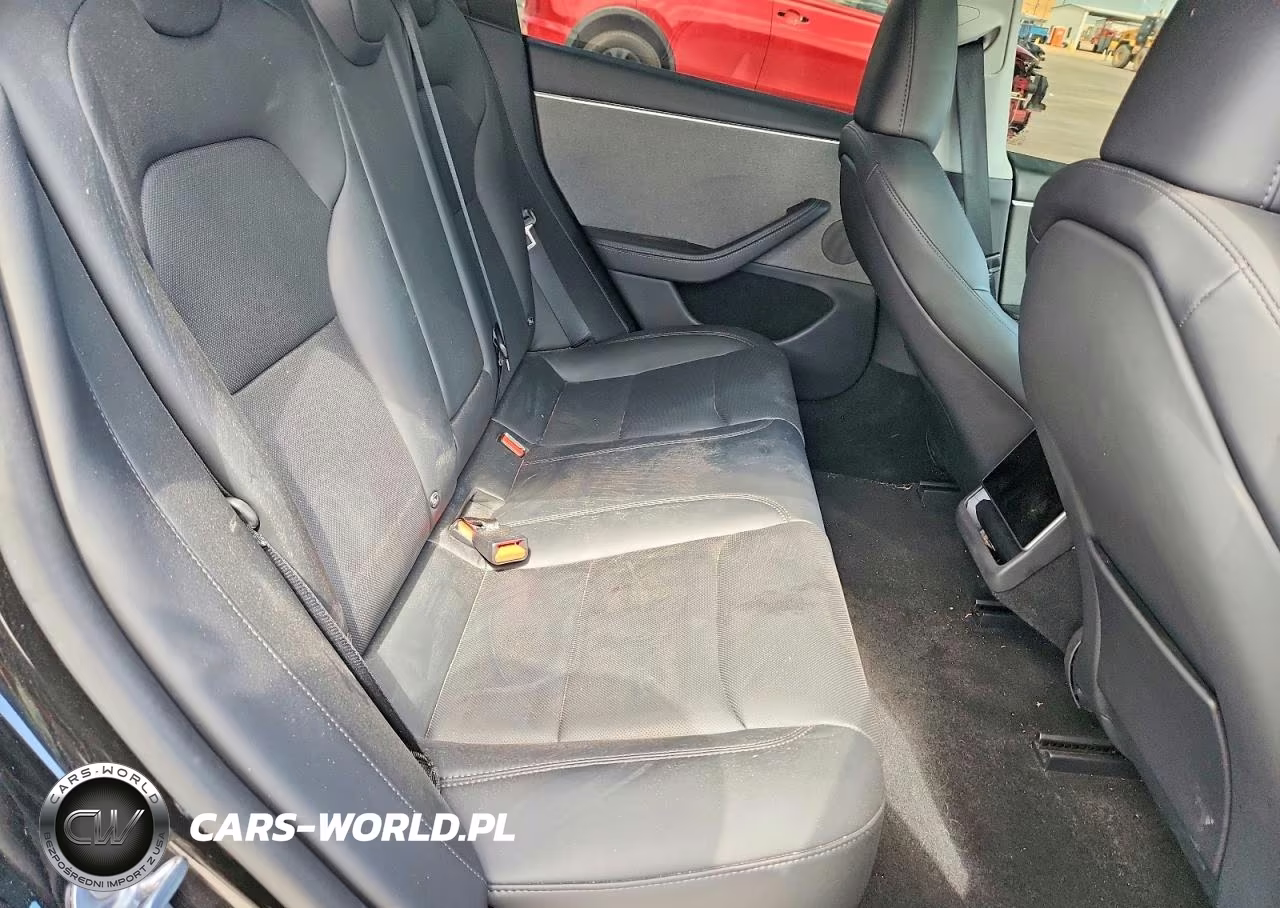 2025 Tesla Model 3 VIN:5YJ3E1EA1SF052540 - 10