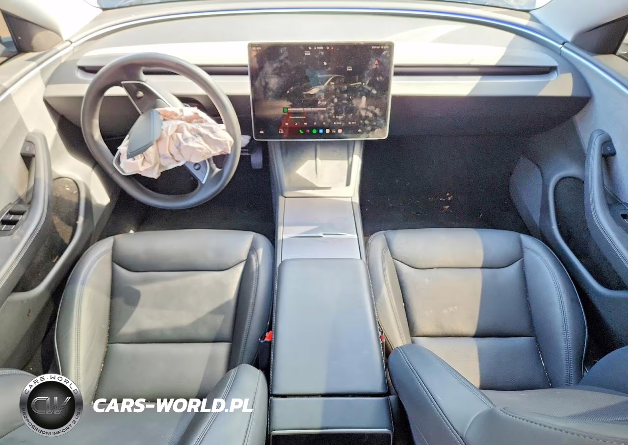 2025 Tesla Model 3 VIN:5YJ3E1EA1SF052540 - 8