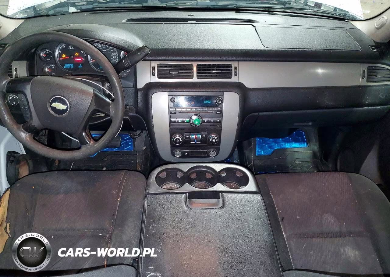2010 Chevrolet Tahoe K1500 Ls VIN:1GNUKAE04AR272856 - 8