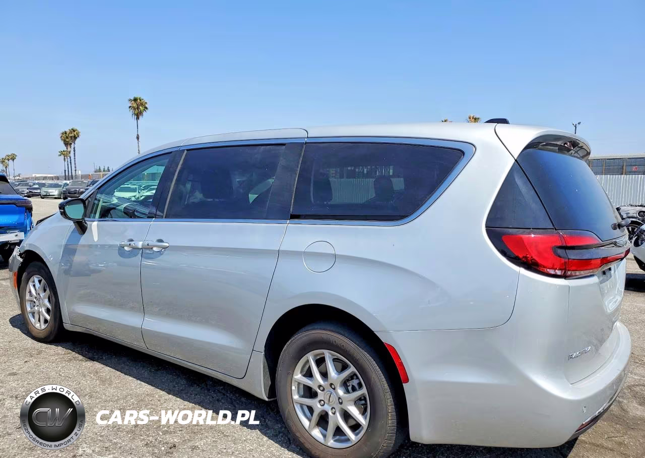 2024 Chry Pacifica VIN:2C4RC1BG5RR199015 - 2