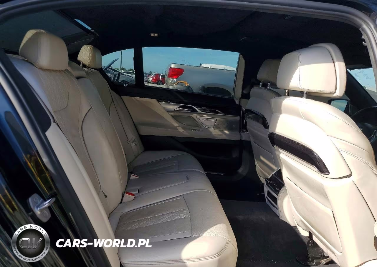 2016 BMW 750 Xi VIN:WBA7F2C5XGG420864 - 10