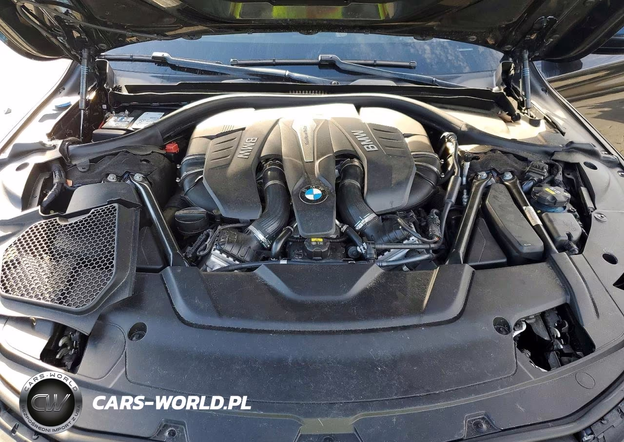 2016 BMW 750 Xi VIN:WBA7F2C5XGG420864 - 11