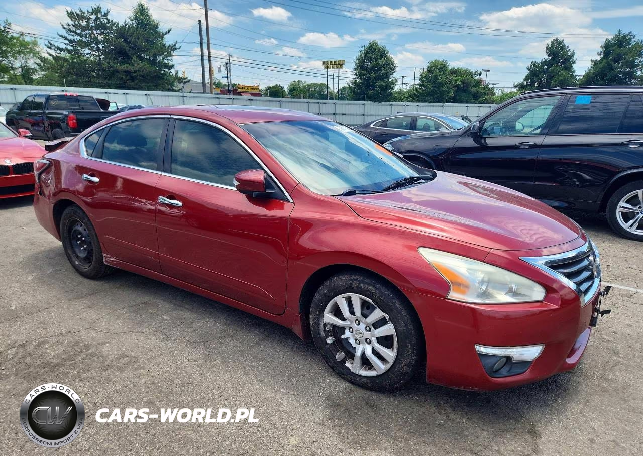2014 Nissan Altima 2.5 VIN:1N4AL3AP7EC415160 - 4