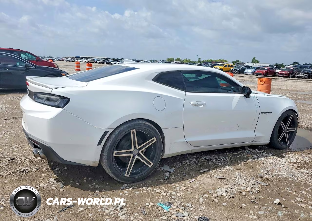 2017 Chevrolet Camaro Lt VIN:1G1FB1RSXH0197486 - 3