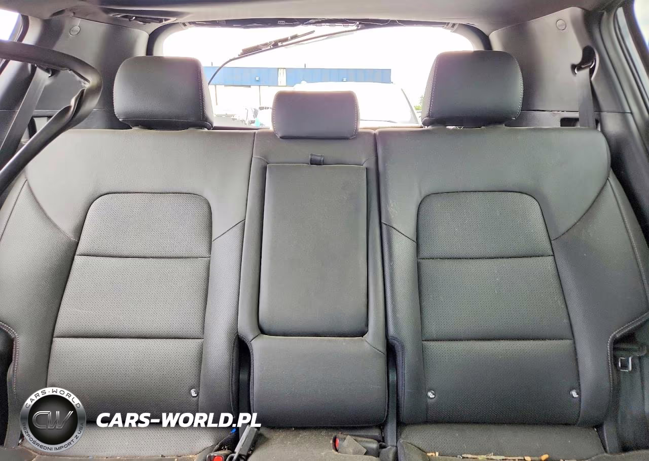 2020 Kia Sportage S VIN:KNDP6CAC8L7730306 - 10