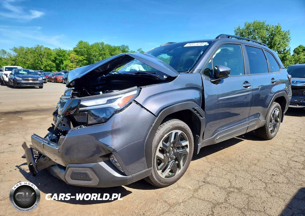 2025 Subaru Forester Limited – zdjęcie 1 z 13