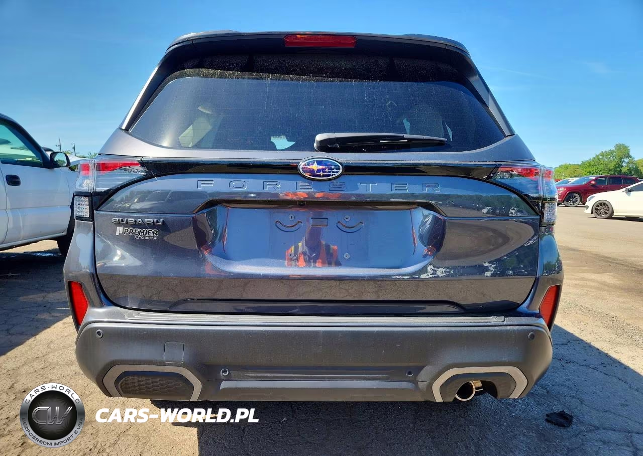 2025 Subaru Forester Limited VIN:JF2SLDRC4SH472471 - 6