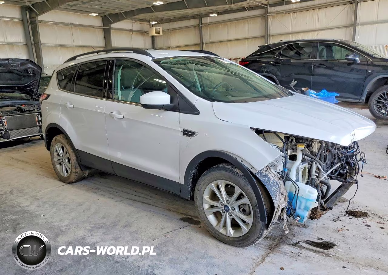 2018 Ford Escape Se VIN:1FMCU9GD1JUB43821 - 4
