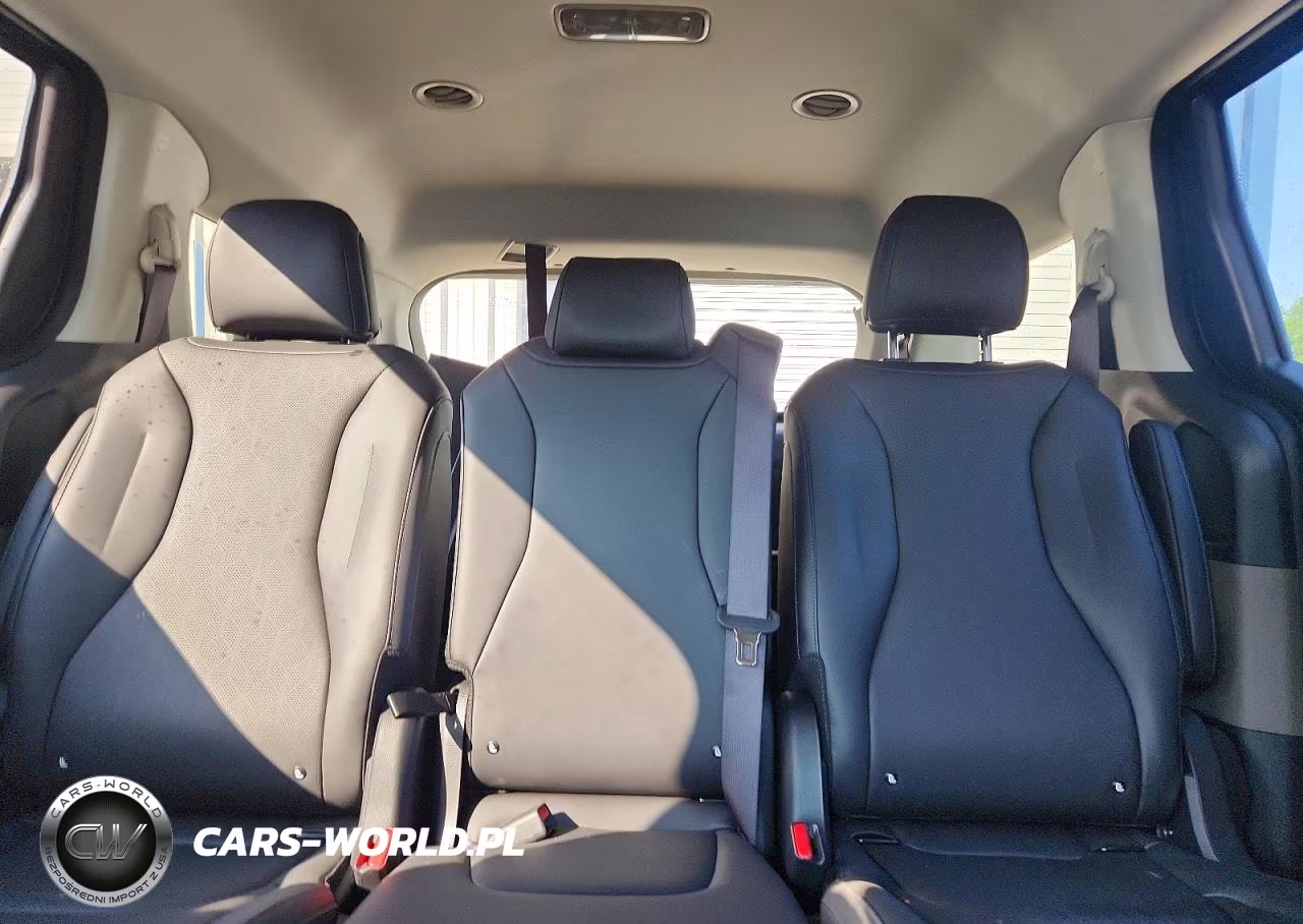 2026 Kia Carnival Lxs VIN:KNDNB5K37T6625419 - 10