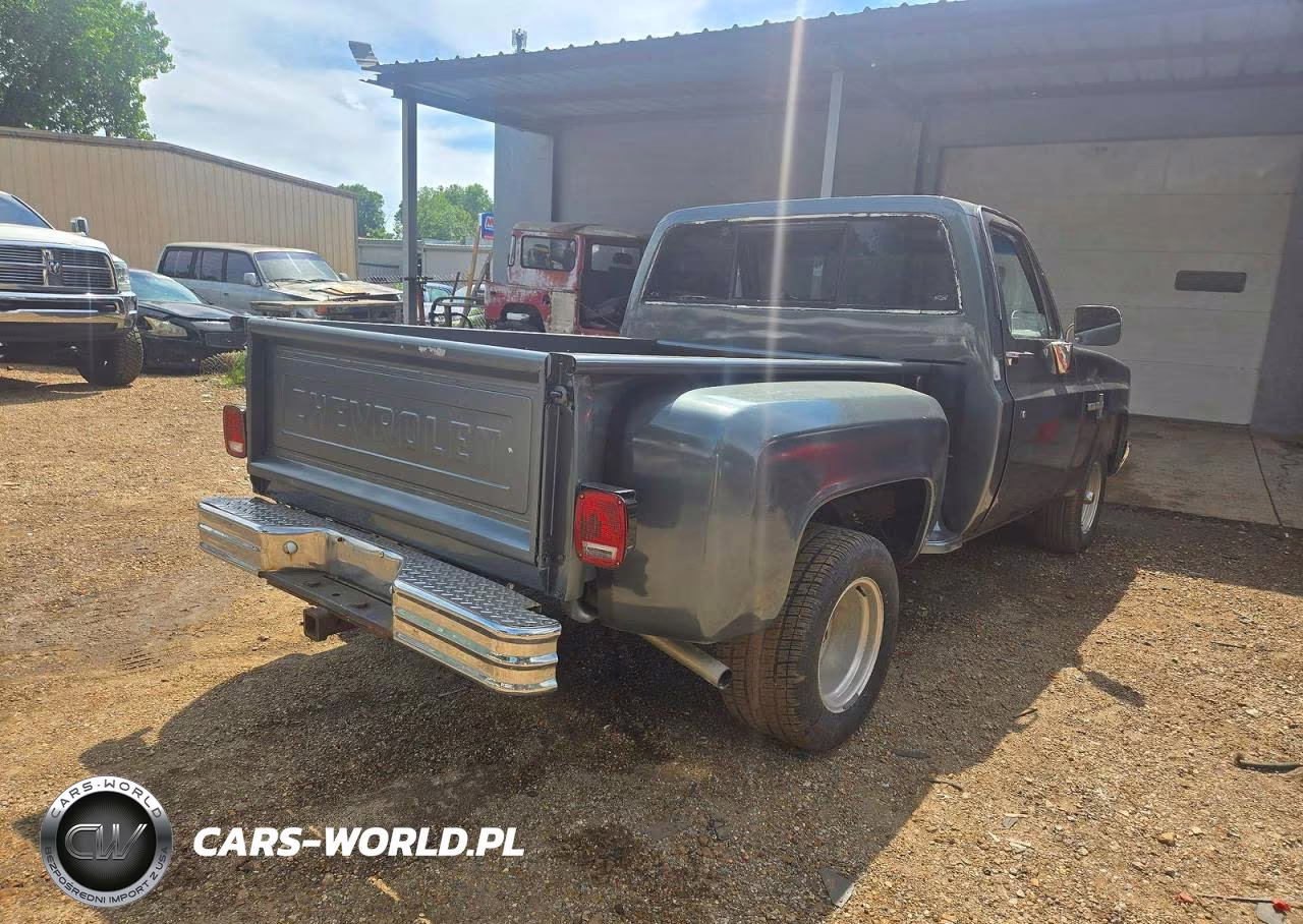 1982 Chevrolet C10 VIN:1GCDC14H1CS116508 - 4