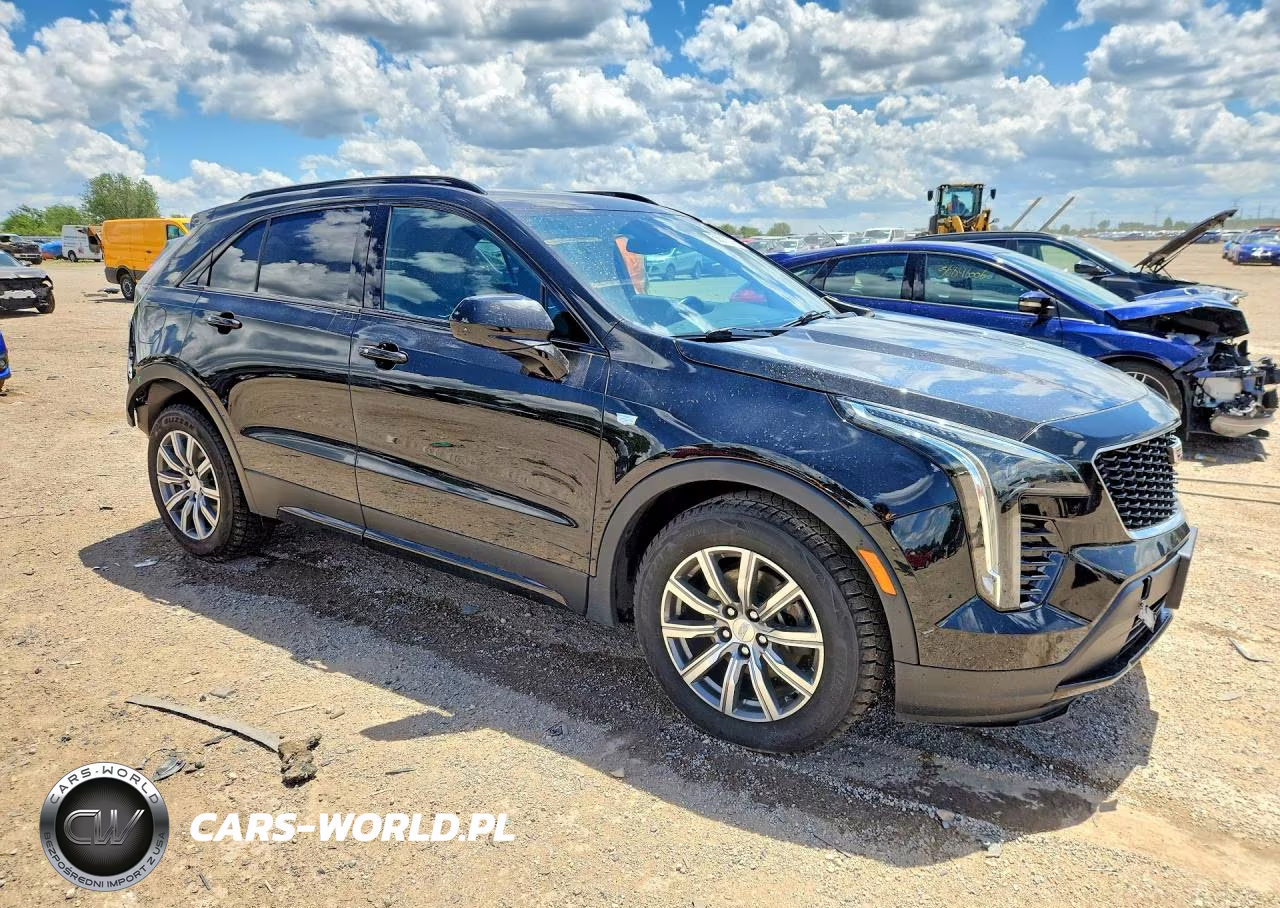 2019 Cadillac Xt4 Sport VIN:1GYFZER43KF104656 - 4