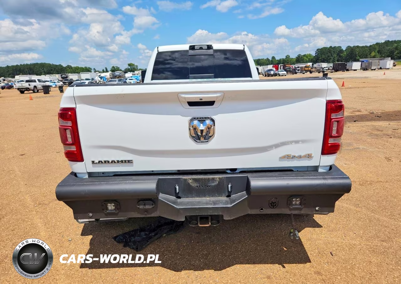 2023 Ram 3500 Laramie VIN:3C63RRJL1PG597236 - 6