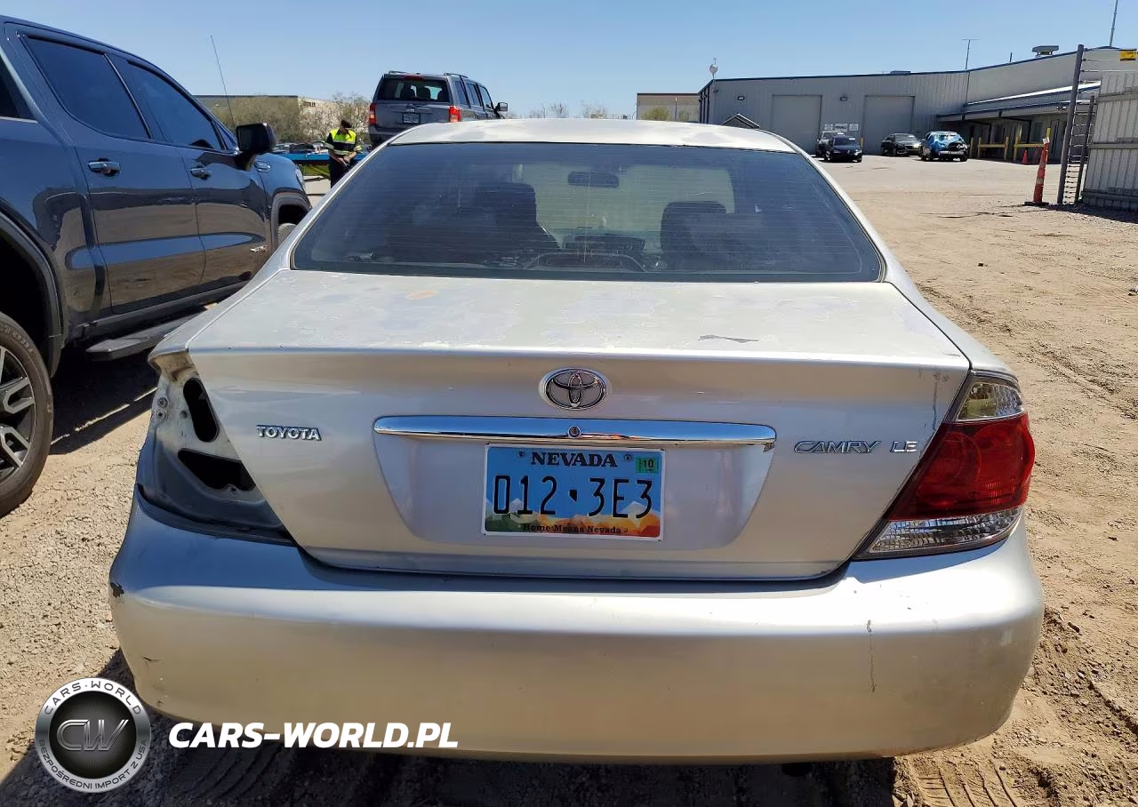 2002 Toyota Camry Le VIN:4T1BE32K82U543405 - 6