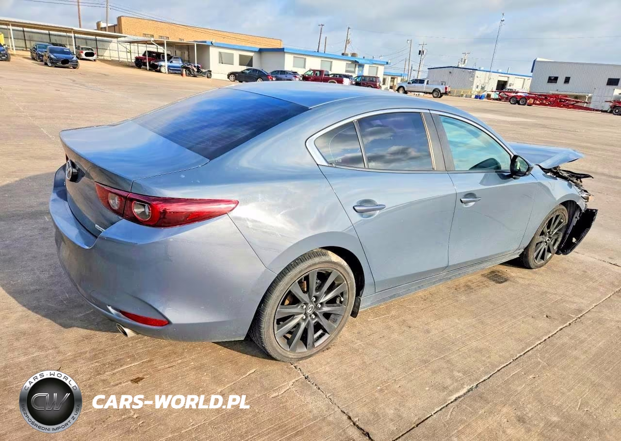 2022 Mazda 3 Preferred VIN:3MZBPACL2NM312158 - 3