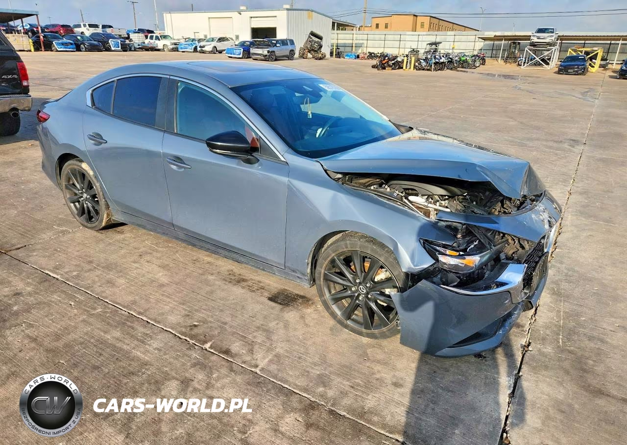 2022 Mazda 3 Preferred VIN:3MZBPACL2NM312158 - 4