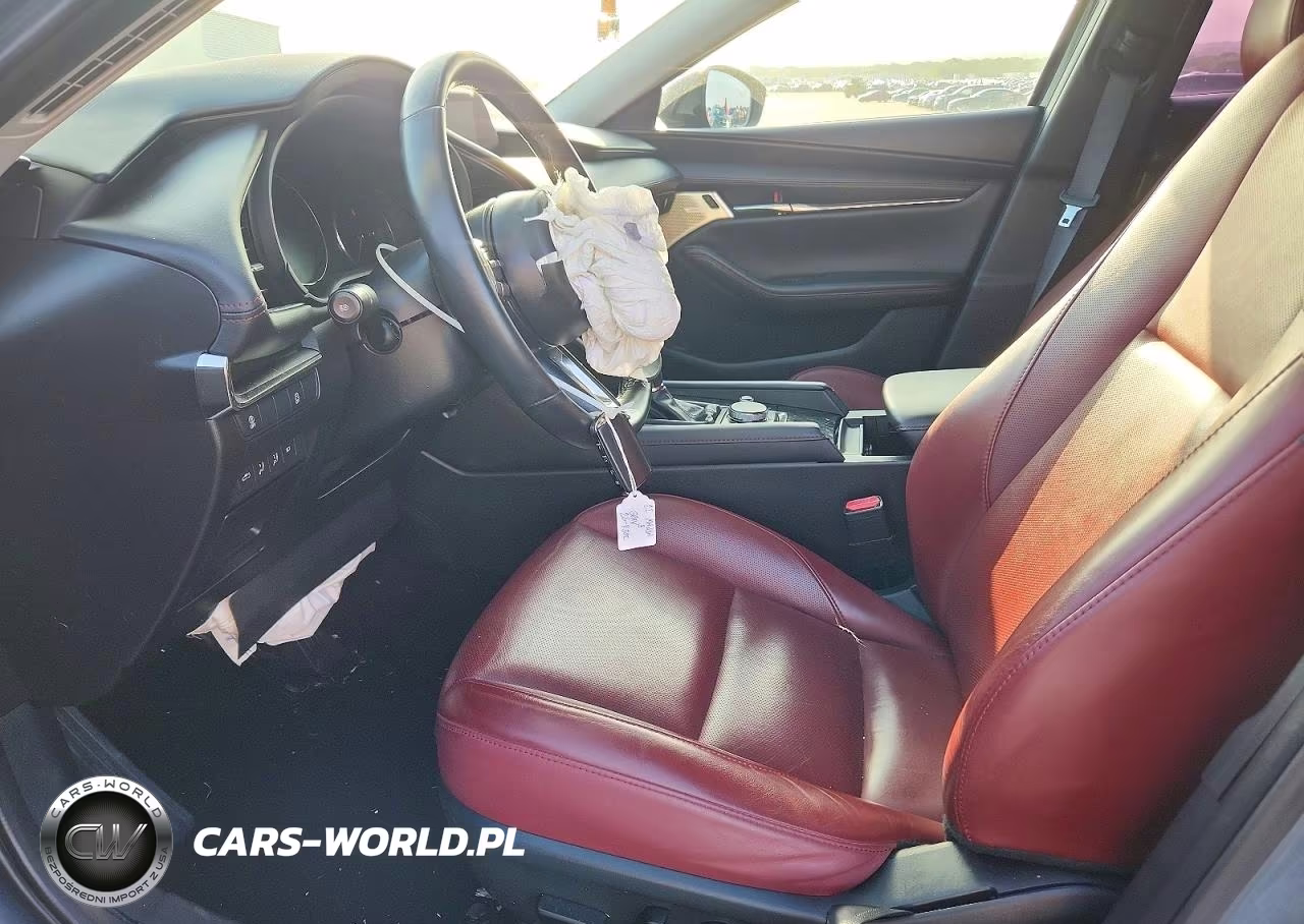 2022 Mazda 3 Preferred VIN:3MZBPACL2NM312158 - 7