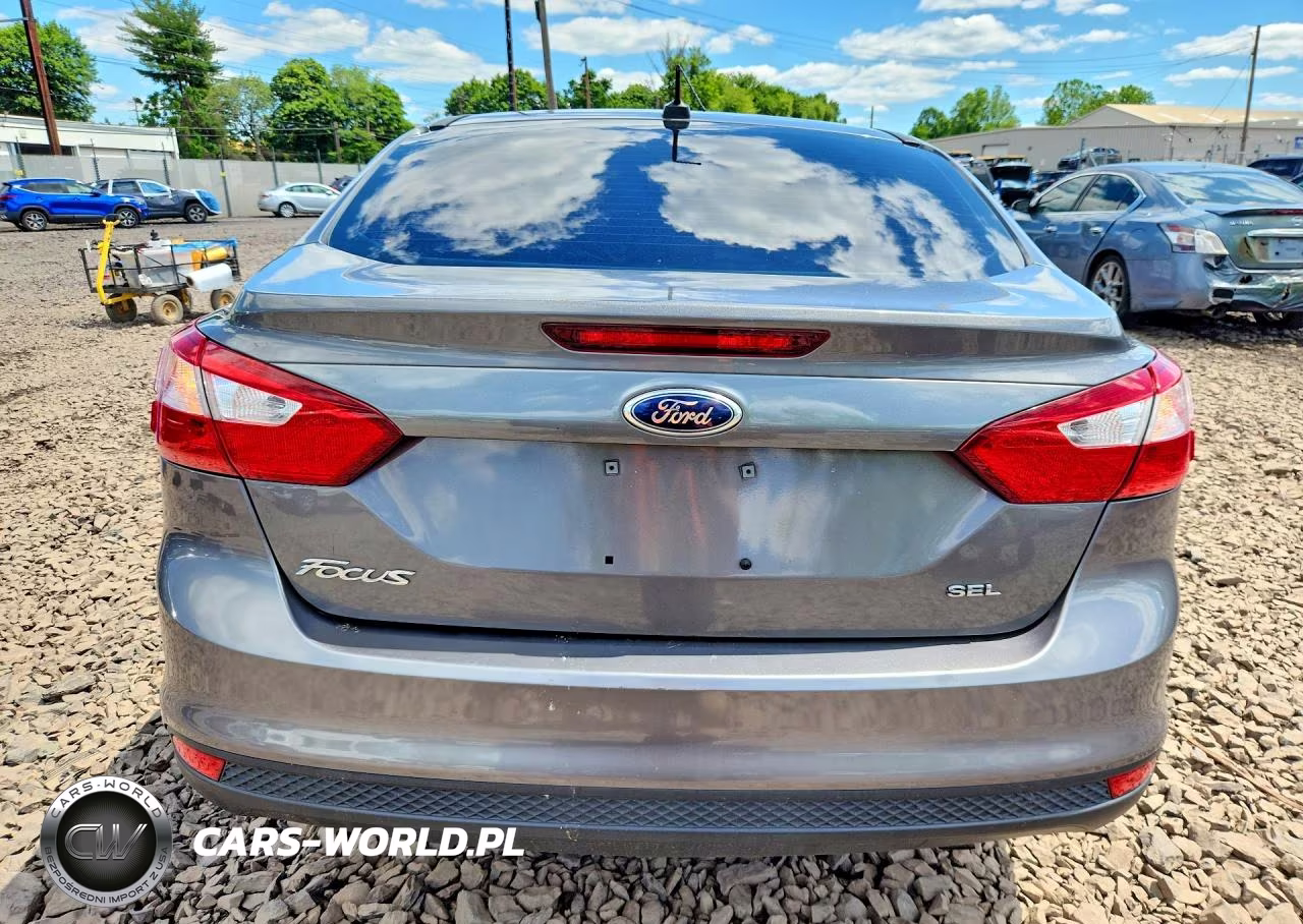 2012 Ford Focus Sel VIN:1FAHP3H24CL330884 - 6