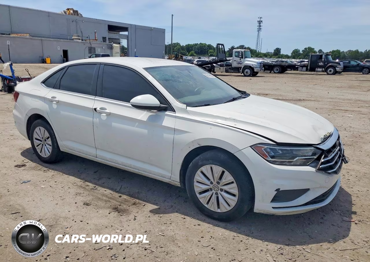 2019 Volkswagen Jetta S VIN:3VWC57BU7KM032285 - 4