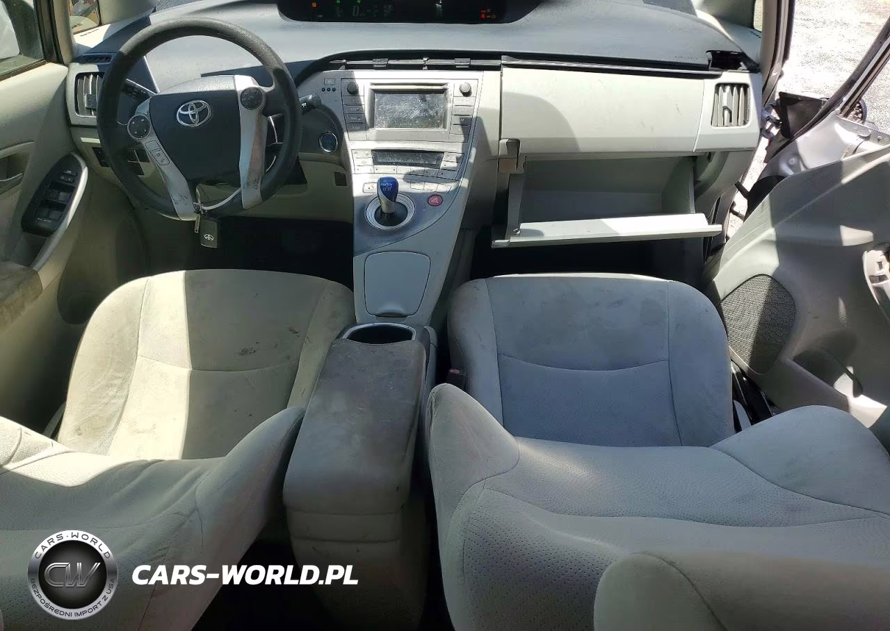 2014 Toyota Prius Two VIN:JTDKN3DU5E1816213 - 8