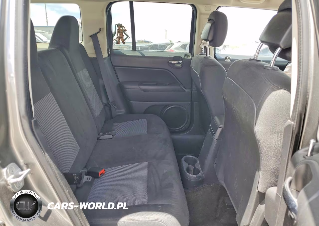 2014 Jeep Patriot Latitude VIN:1C4NJPFB8ED502503 - 11
