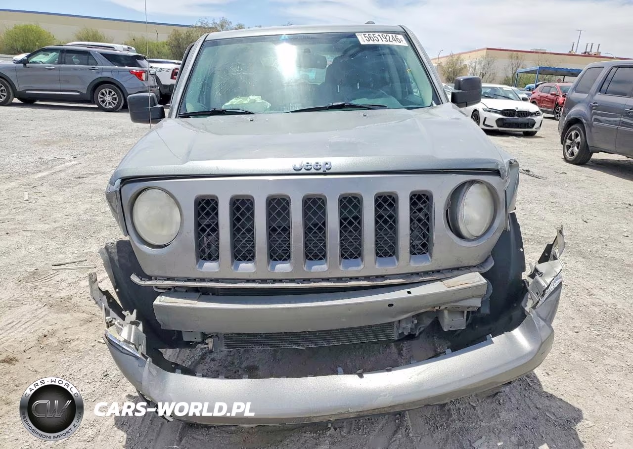 2014 Jeep Patriot Latitude VIN:1C4NJPFB8ED502503 - 5