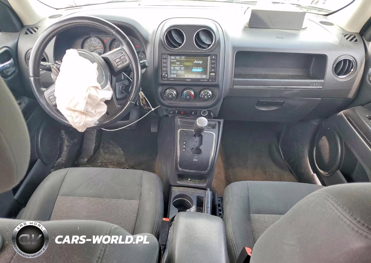 2014 Jeep Patriot Latitude VIN:1C4NJPFB8ED502503 - 8