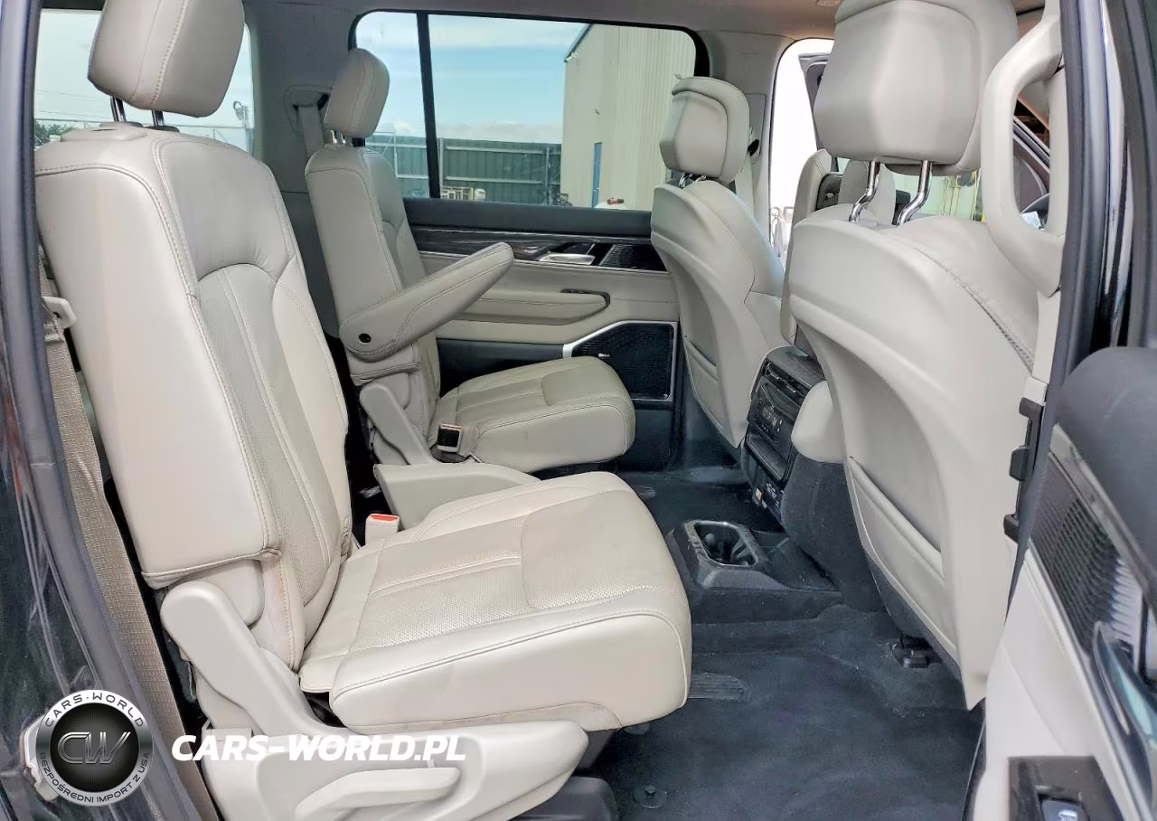 2022 Jeep Wagoneer Series Iii VIN:1C4SJUDT9NS117928 - 11