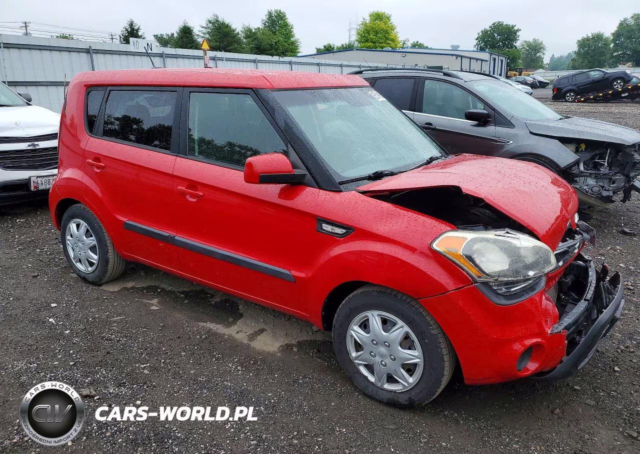 2013 Kia Soul Base VIN:KNDJT2A59D7634695 - 4