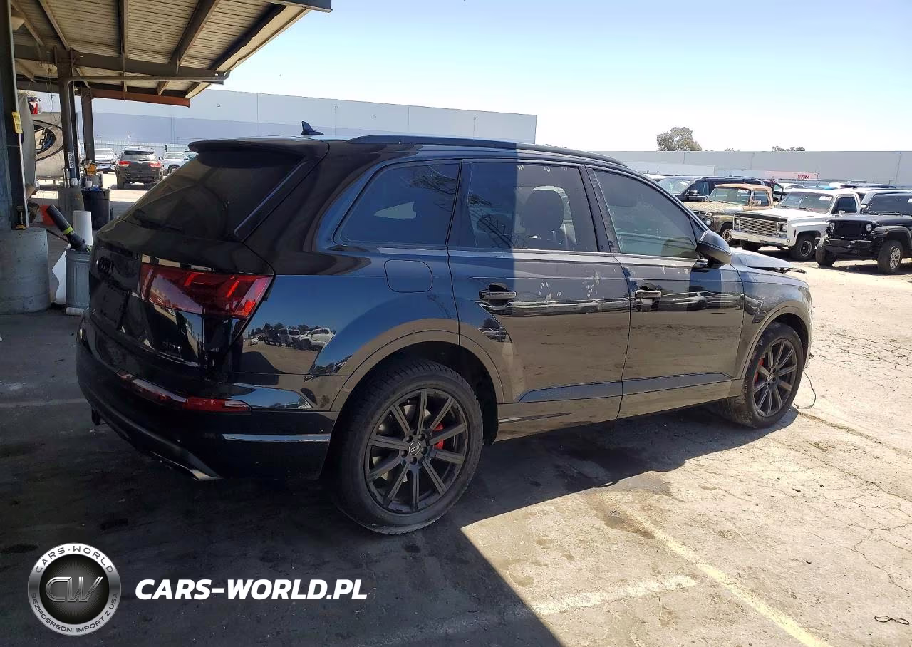 2017 Audi Q7 Premium Plus VIN:WA1LAAF78HD008270 - 3