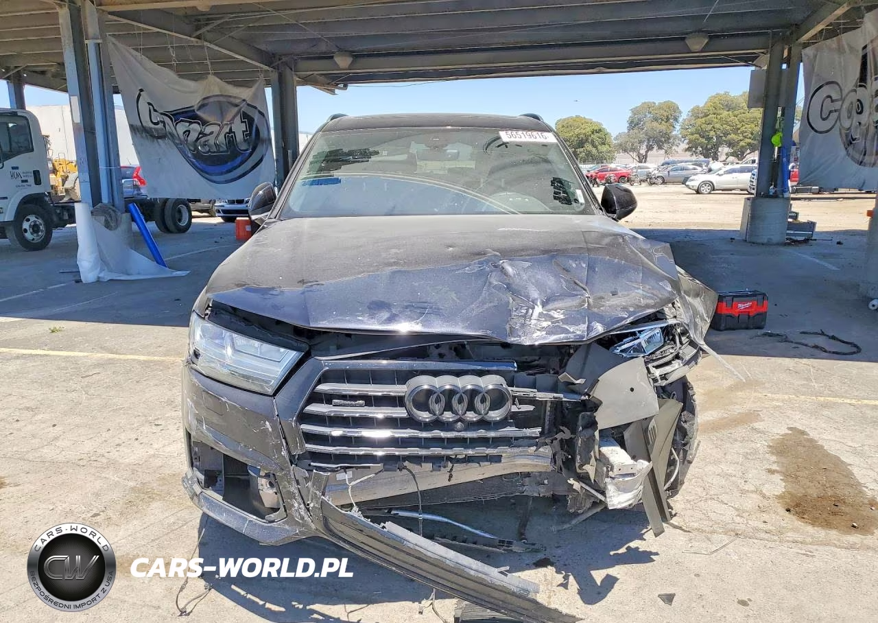 2017 Audi Q7 Premium Plus VIN:WA1LAAF78HD008270 - 5