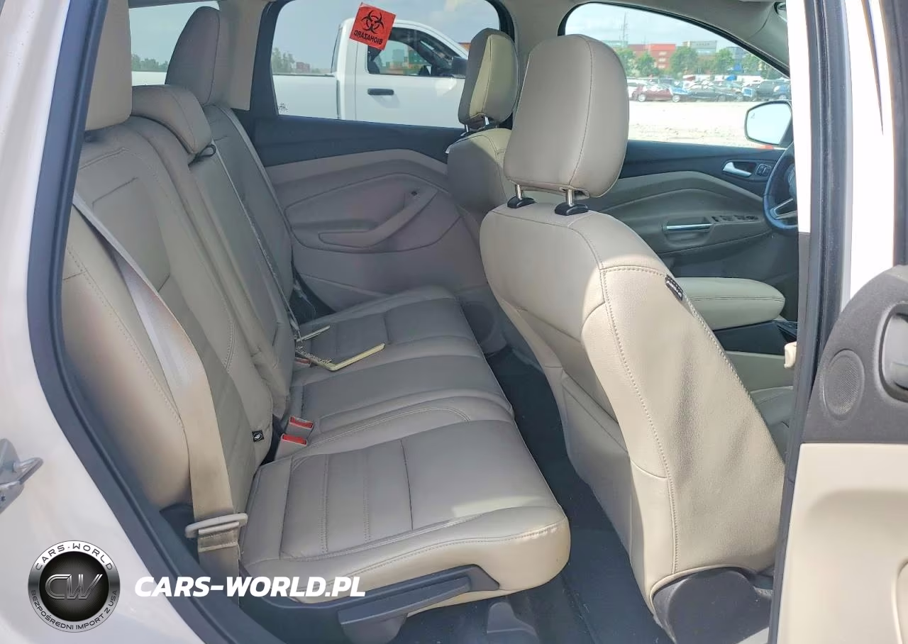 2018 Ford Escape Titanium VIN:1FMCU9J90JUD57669 - 10