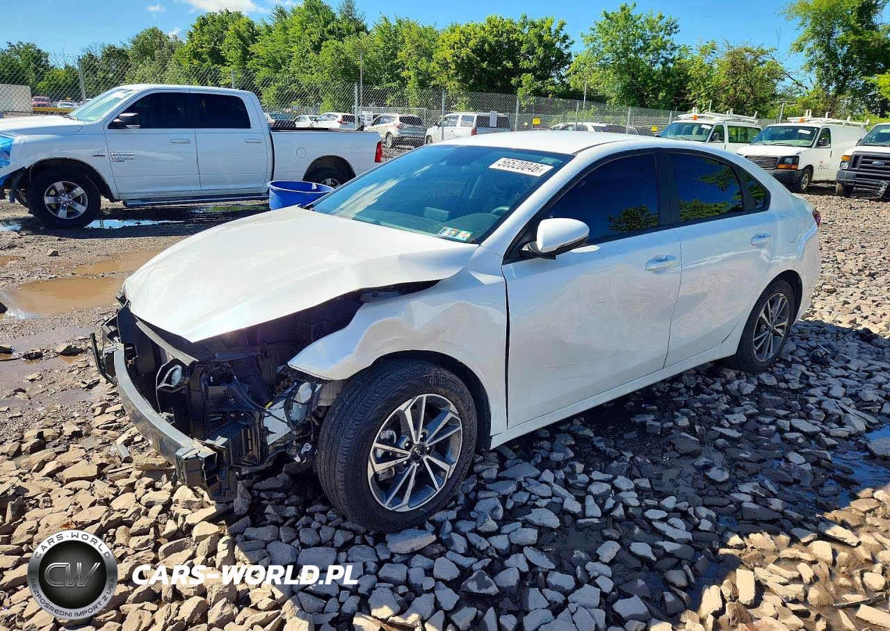 2023 Kia Forte Lxs – zdjęcie 1 z 13