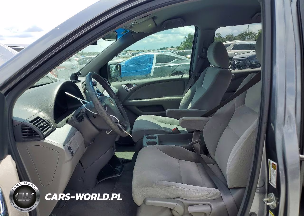 2010 Honda Odyssey Lx VIN:5FNRL3H28AB111775 - 7