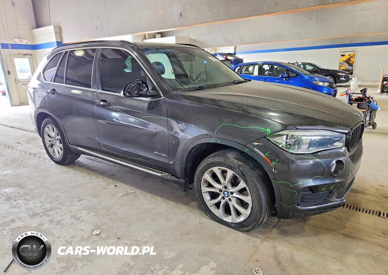 2016 BMW X5 xDrive35I VIN:5UXKR0C56G0P21731 - 4