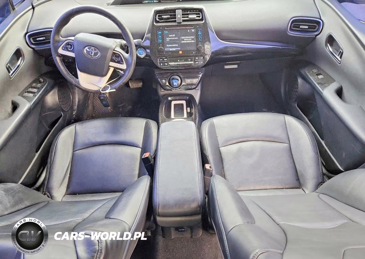 2016 Toyota Prius Four Touring VIN:JTDKARFU3G3504765 - 8