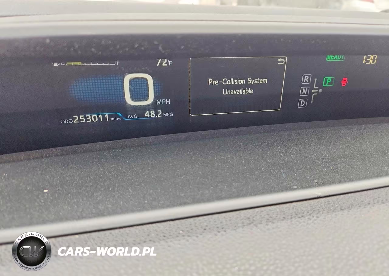 2016 Toyota Prius Four Touring VIN:JTDKARFU3G3504765 - 9