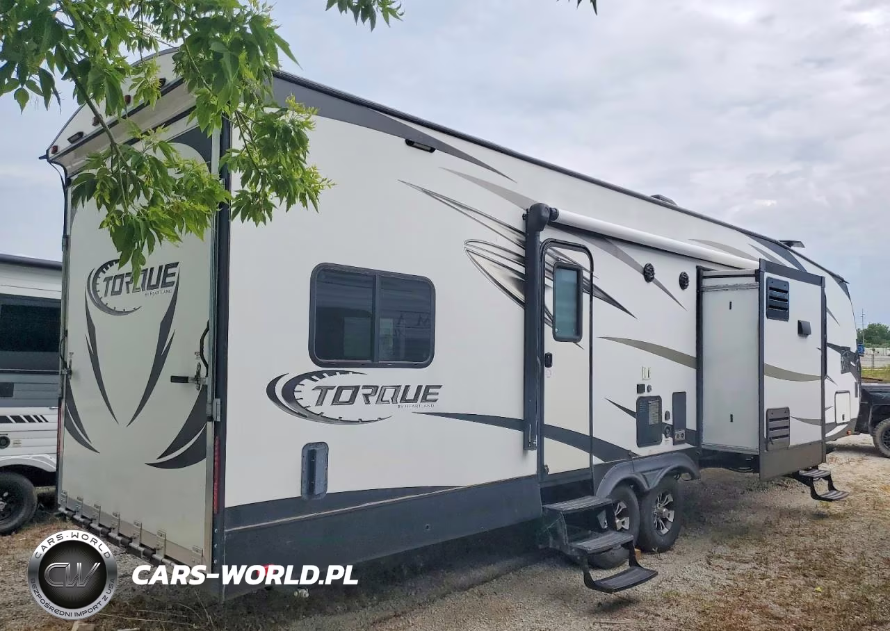 2018 Heartland Torque Camper VIN:5SFCB3722JE357293 - 4