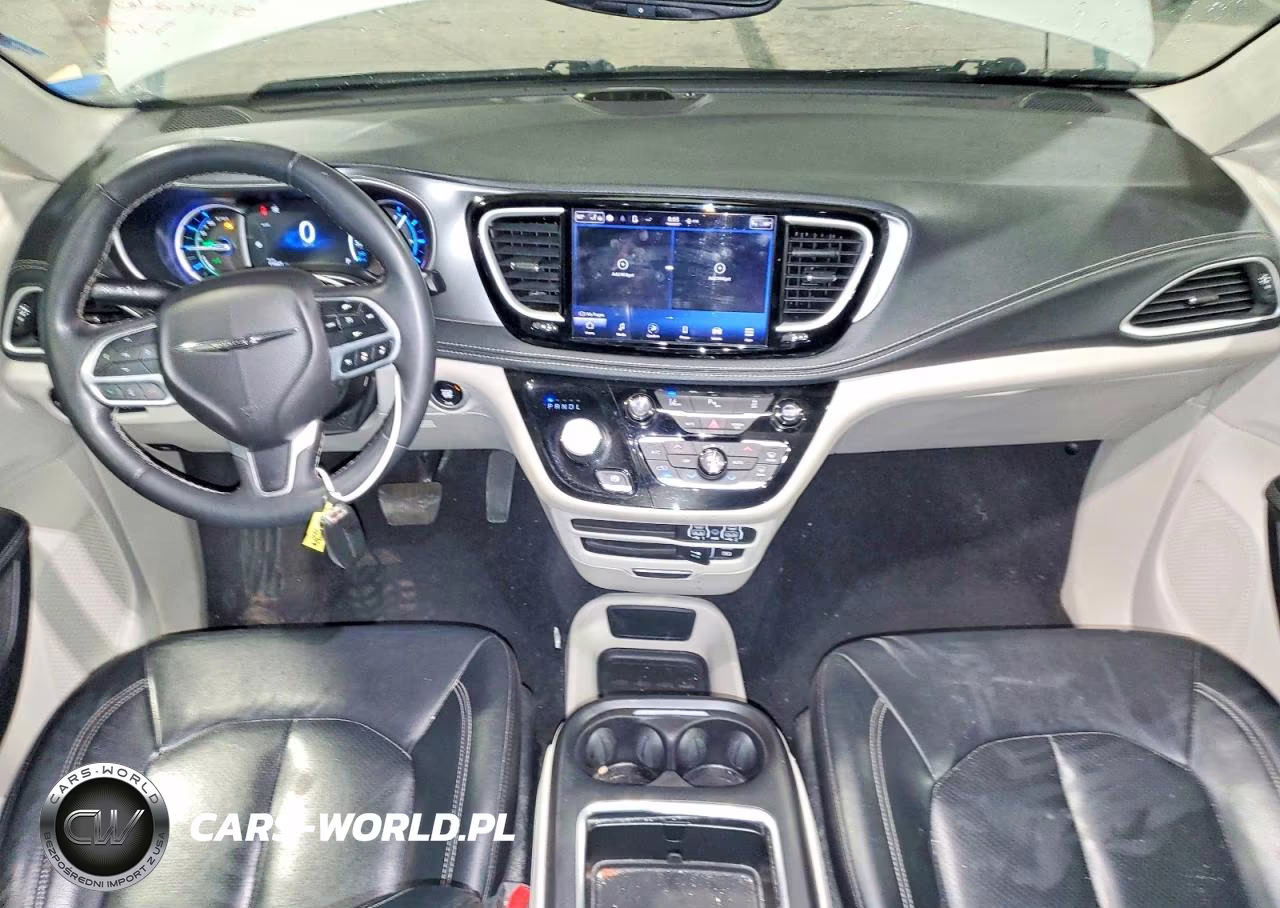 2022 Chrysler Pacifica Hybrid Touring L VIN:2C4RC1L71NR139600 - 8