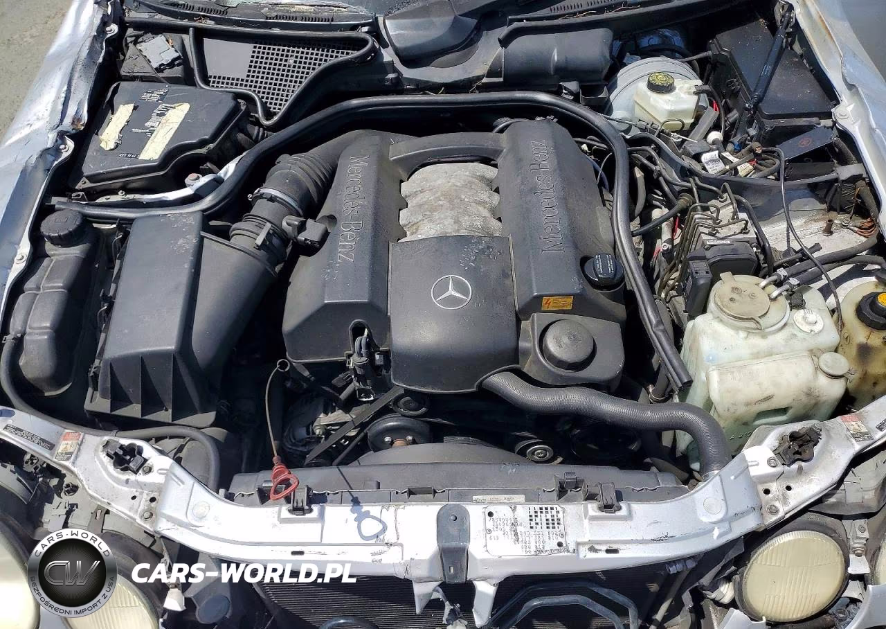 2000 Mercedes-Benz E 320 VIN:WDBJH65J2YB117580 - 11